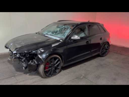 8c3b35a8-004f-48ca-9050-e4c8a28397da.mp4