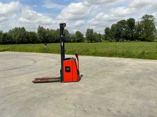 2017 Linde L14 Stacker with weighing system, triplex