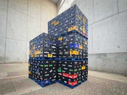 Batch of approx. 1,120 crates of bottles – approx. 20 pallets