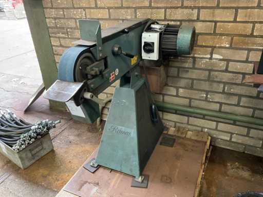 Ponceuse à ceinture de béquille Romas