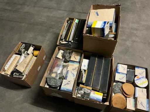 Sandpaper miscellaneous unused (6 filled boxes)