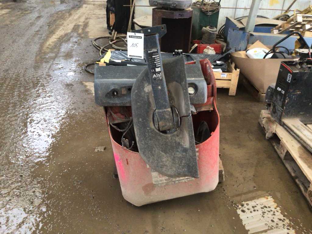 Manitou Electric Pallet Truck