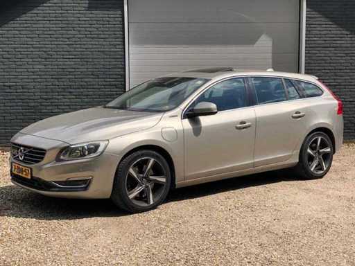2014 Volvo V60 R Design Plug In Hybrid Passenger Car