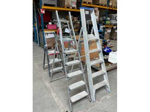 Various stepladders (4x)