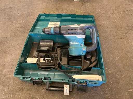 MAKITA HR4013C demolition hammer