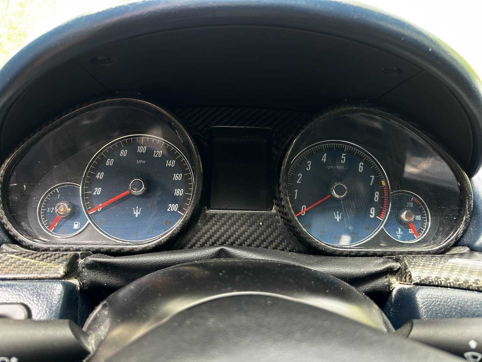 Maserati GranCabrio 4.7 V8 MC line 440pk 2012