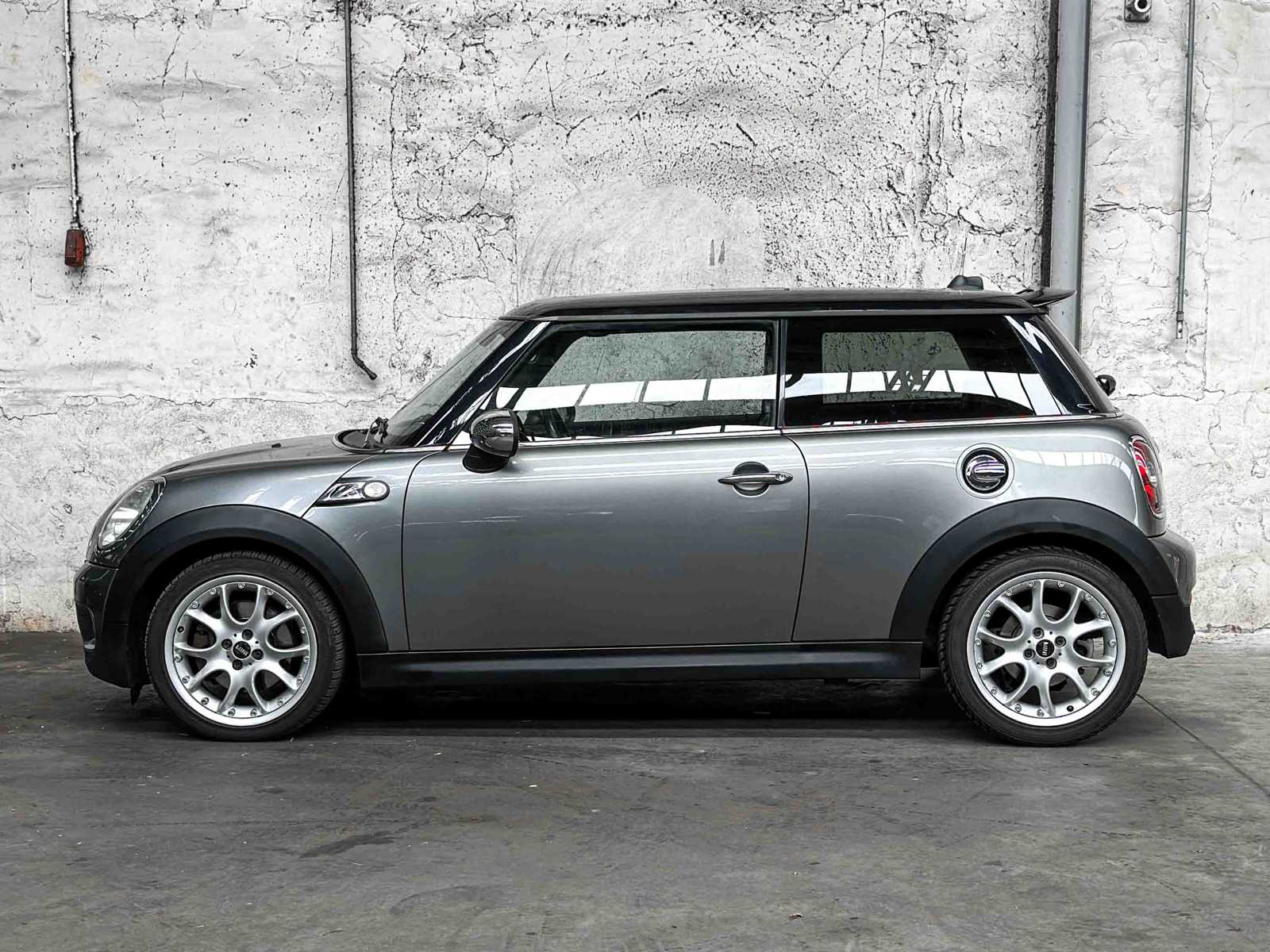 Mini Cooper S 1.6 163hp 2007 (Automatic) Youngtimer