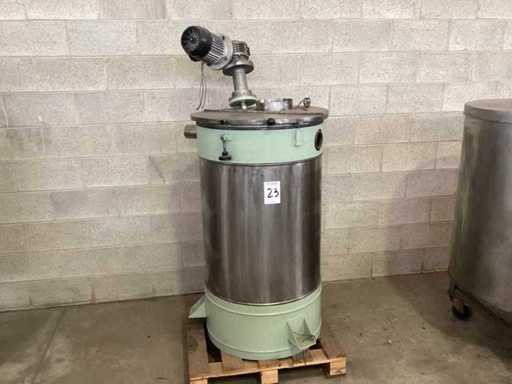 Lagertank mit Rührer