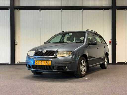 Skoda - Fabia Combi - 1.4-16V Elegance 24-RL-ZB 2005 IAW