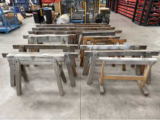   Beaucoup de ponts de rangement