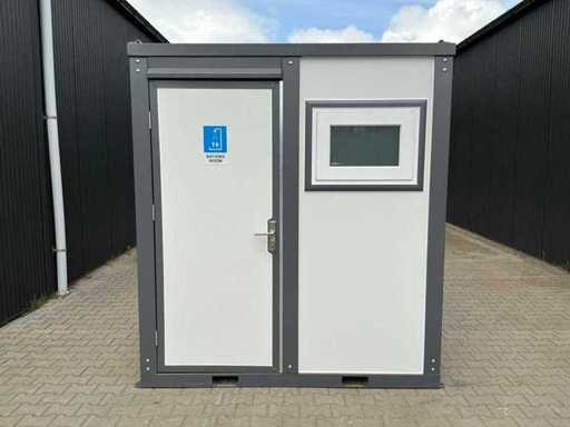 Sanitäranlage mit Dusche