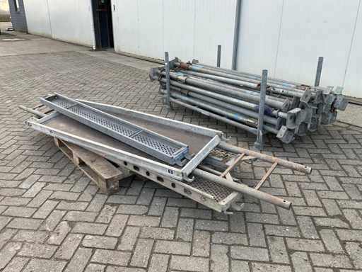 Schraubenstützen, Mauerwerksprofile und Gerüstmaterial