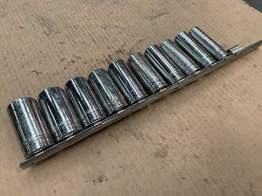 Jeu de douilles encliquetables