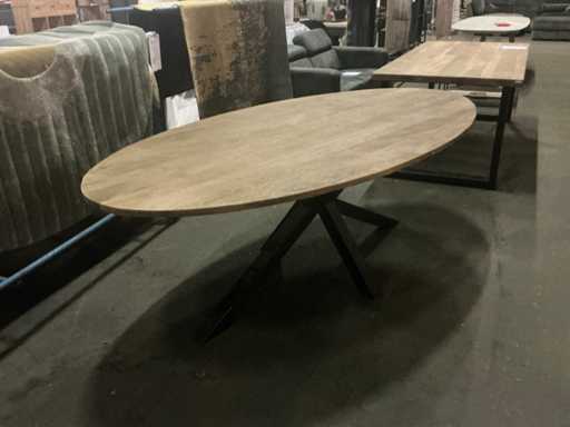 Spider Oval Dining Table