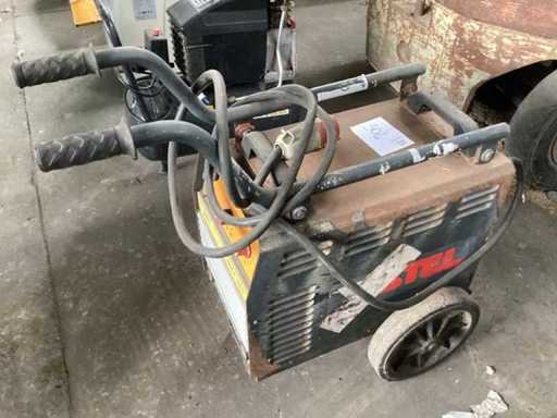 Welding machine