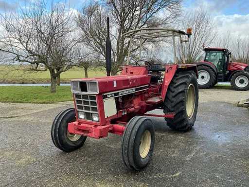 1980 International 844 S All-wheel drive farm tractor