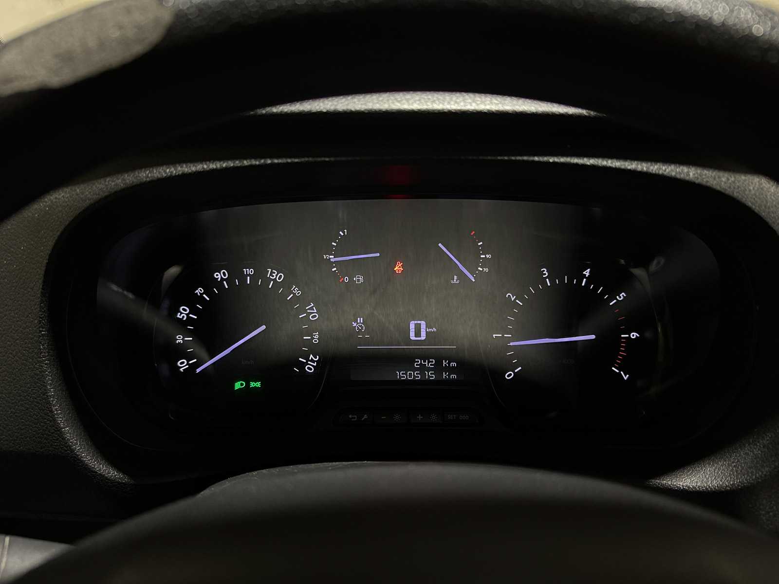 Peugeot Expert 231L 2.0 BlueHDI 120 Premium 122pk 2017 Bedrijfswagen, VRX-99-N