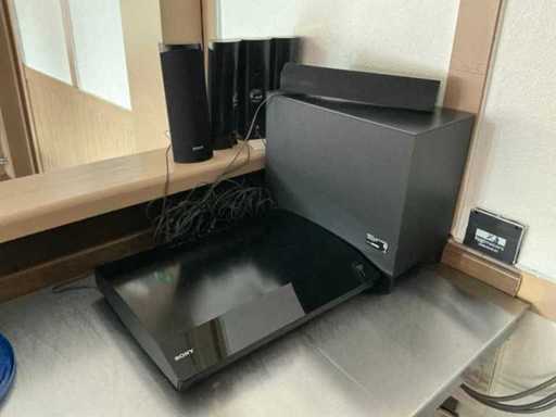 Sony BDV-E380 5.1 DVD & Blu-ray Home theatre