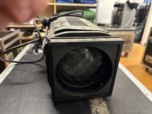 Robert Juliat – Halogen-Scheinwerfer – 2010