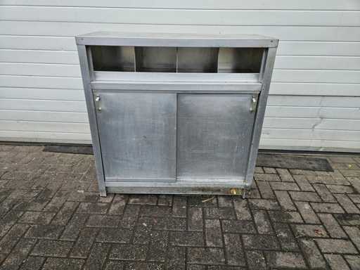 Dulap pentru tacâmuri/ dulap pentru înc?lzire