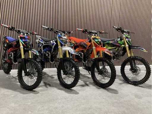 Vehicles, Vessels, Quads & Motocross Bikes