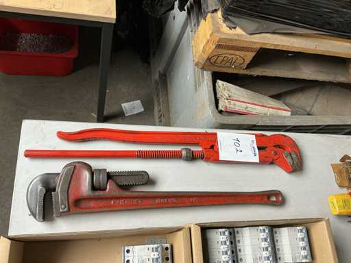 Ridgid Pipe Wrench (2x)