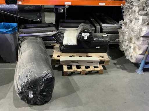 Partia różnych tekstyliów