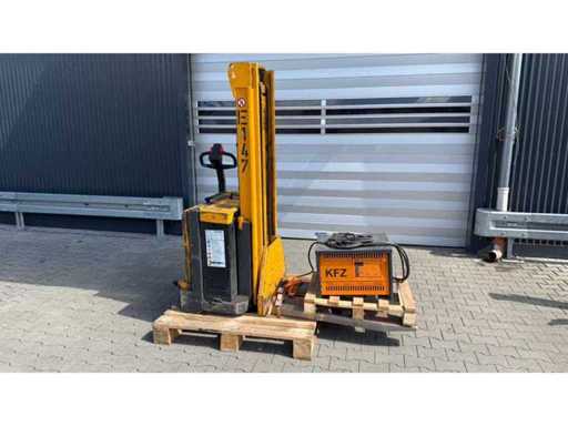 Jungheinrich - High stacker truck / defective as spare parts carrier