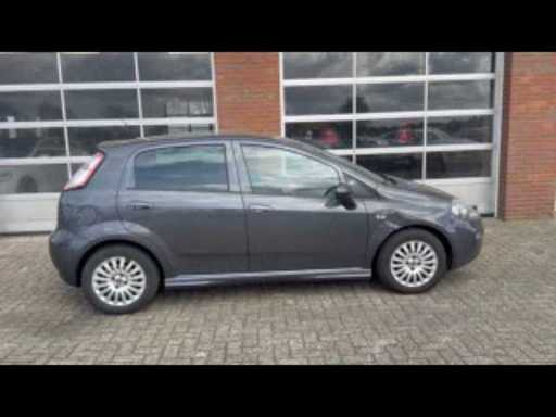 b59532d9-c039-49fa-aa22-3b517699a07b.mp4