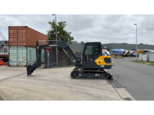 2f77b68f-a065-42dc-b480-70b5ca652f75.mp4