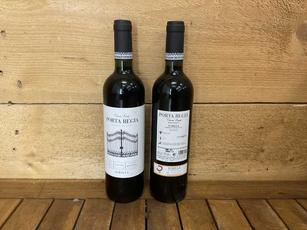 2018 Porta Regia Red Wine Bottle (12x)