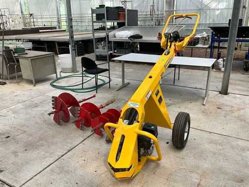 Ground Hog HD99 Mobile Auger