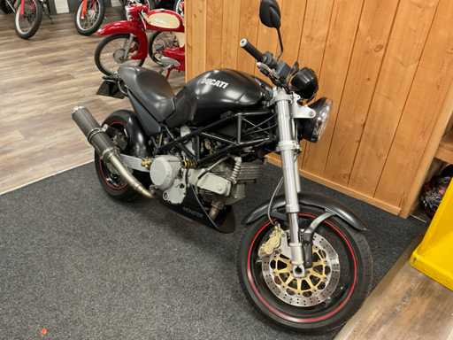 Ducati Tour Monster-Motorrad