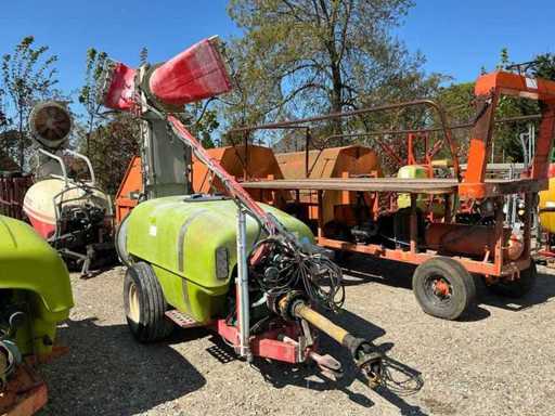 Munckhof 105 Trailed sprayer