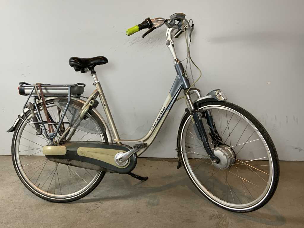 Bicicletă electrică Gazelle Orange Xtra innergy