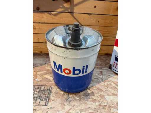 Bidon d'huile usa Mobil oil 5 gallons - Decorative object