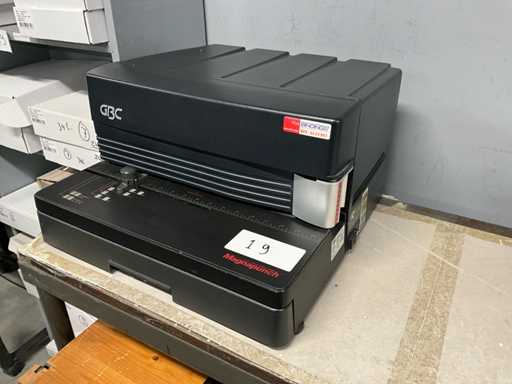 GBC Magnapunch punching machine