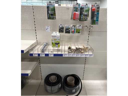 Gardena- und Geka-Wasserkupplungen und Zubehör (70x)