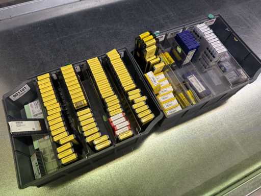   Tanti inserti / inserti 