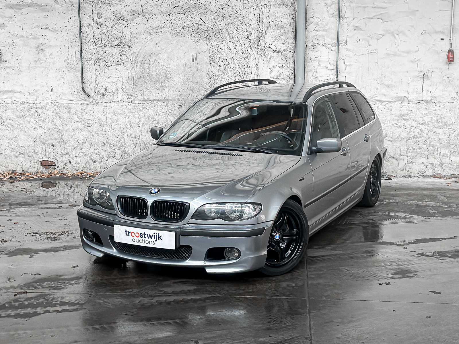 BMW 318i Touring Special Exec. 3-serie 141pk 2003, 65-NJ-VL