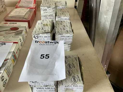 Kod 129/131/135 Zamek cylindryczny bez klucza (15x)