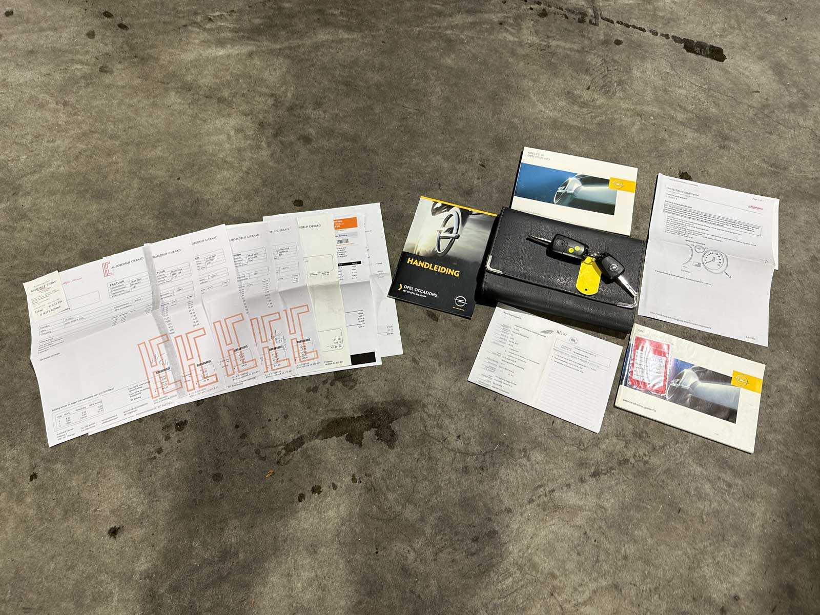 Opel Astra GTC 1.8 Cosmo 140pk 2009 (Origineel-NL), 16-JDN-1