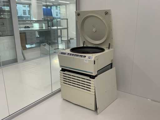 Heraeus Cryofuge 5500i Centrifuge
