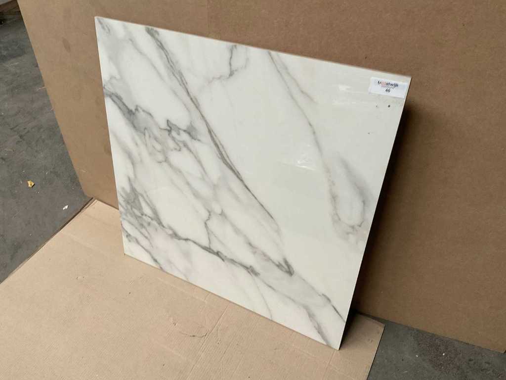 Calacatta polished tile 184 m²