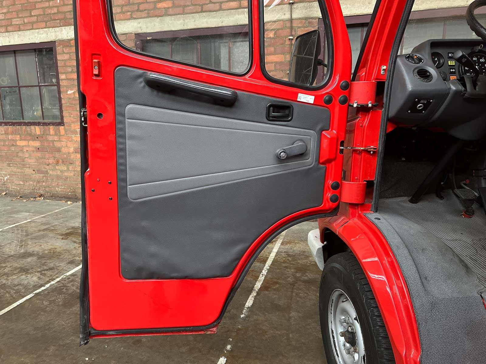 Mercedes-Benz Van 310D High G.V.W. Long/Low 95 PS 1994, V-76-NGP