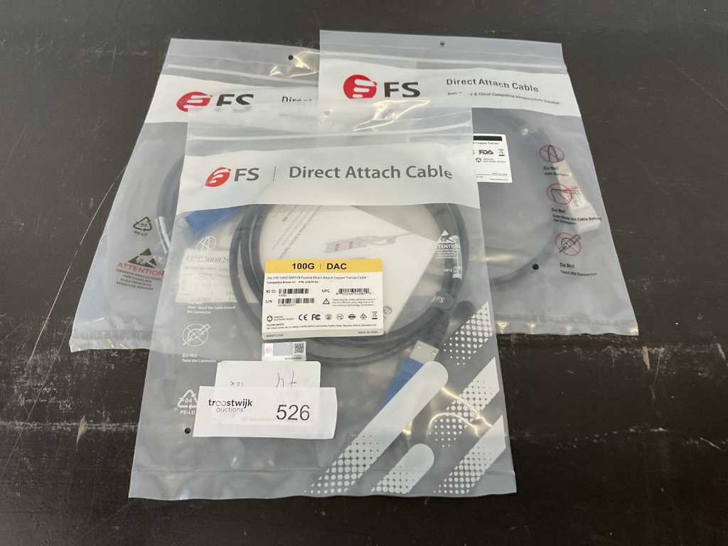 Câble FS 100G QSFP28 Direct Attatch (3x)