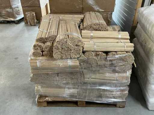 Dużo drewnianych patyków 55cmxØ8,0mm (22000x)
