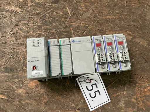 ALLEN BRADLEY L33ER CompactLogix PLC Programmable Controller