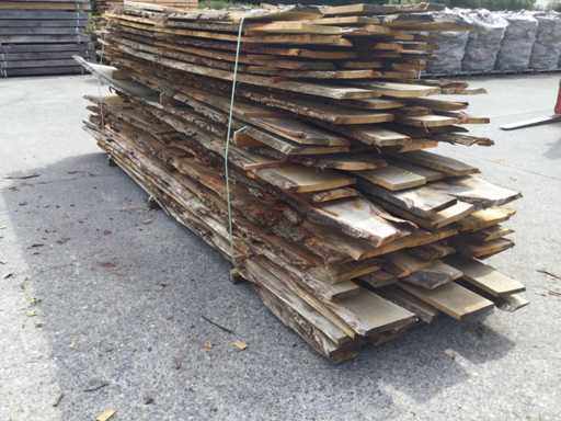 Toiture en chêne ou planches verticales