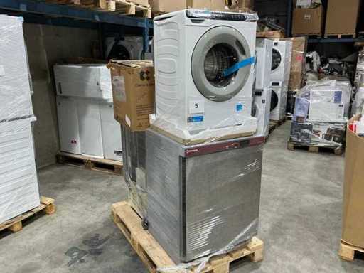 Machine à laver + réfrigérateur industriel + hotte extractrice + lave-vaisselle